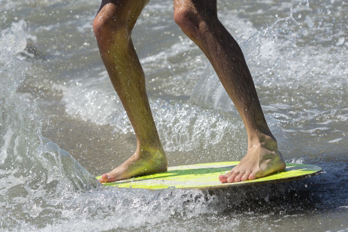 How To Use A SkimBoard
