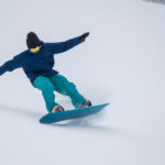 how-to-go-straight-on-a-snowboard