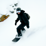 how-to-stay-warm-when-snowboarding