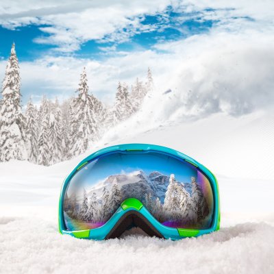 Do I Need Goggles For Snowboarding?